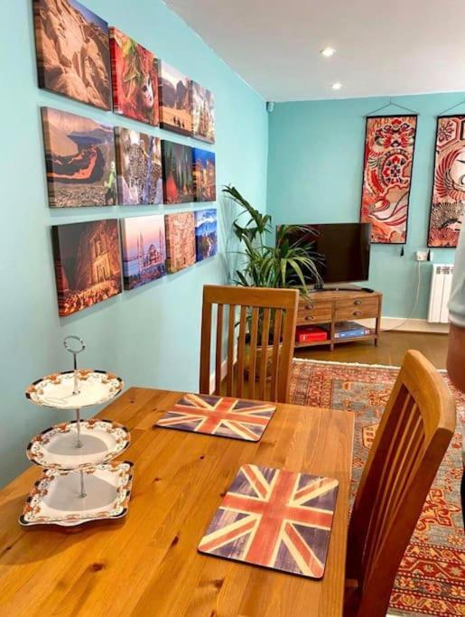 Traveller'S Rest - Cosy Cottage In Heart Of Wilton Salisbury Eksteriør billede